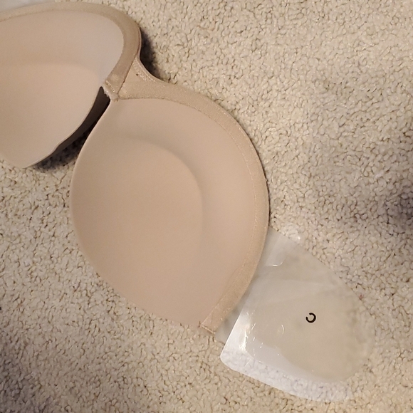 BACKLESS STRAPLESS PUSH UP BRA ADHESIVE - Picture 7 of 7
